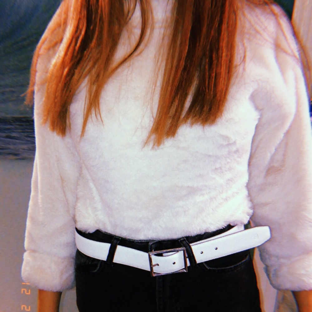 cropped turtleneck